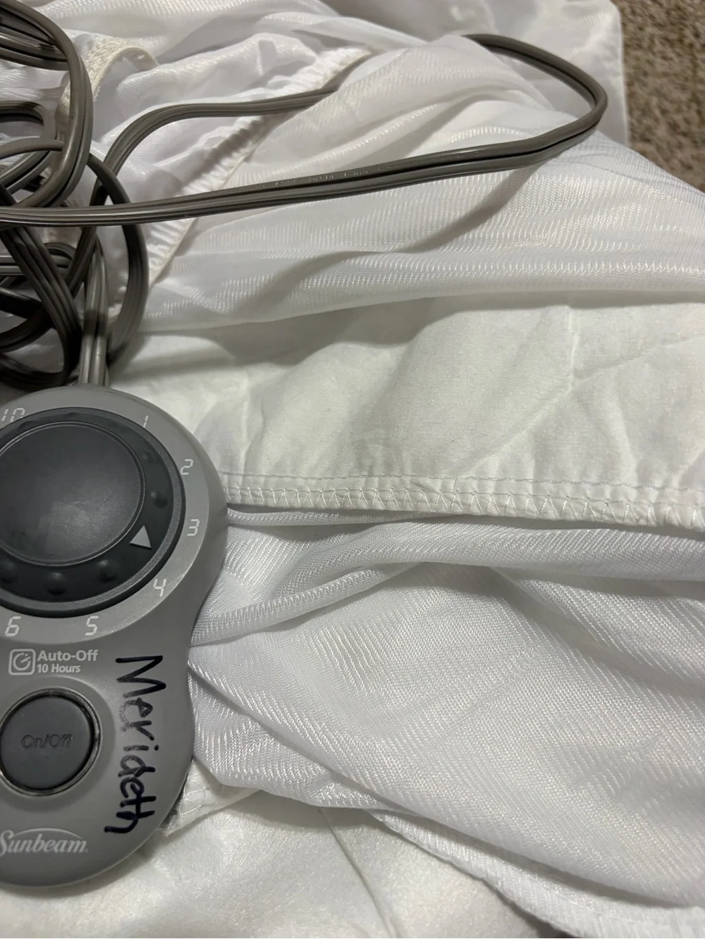 Sunbeam Heated Mattress Pad - White - Plush Comfort King size EUC DUAL CONTROLS